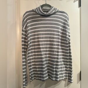Jcrew grey and white turtleneck